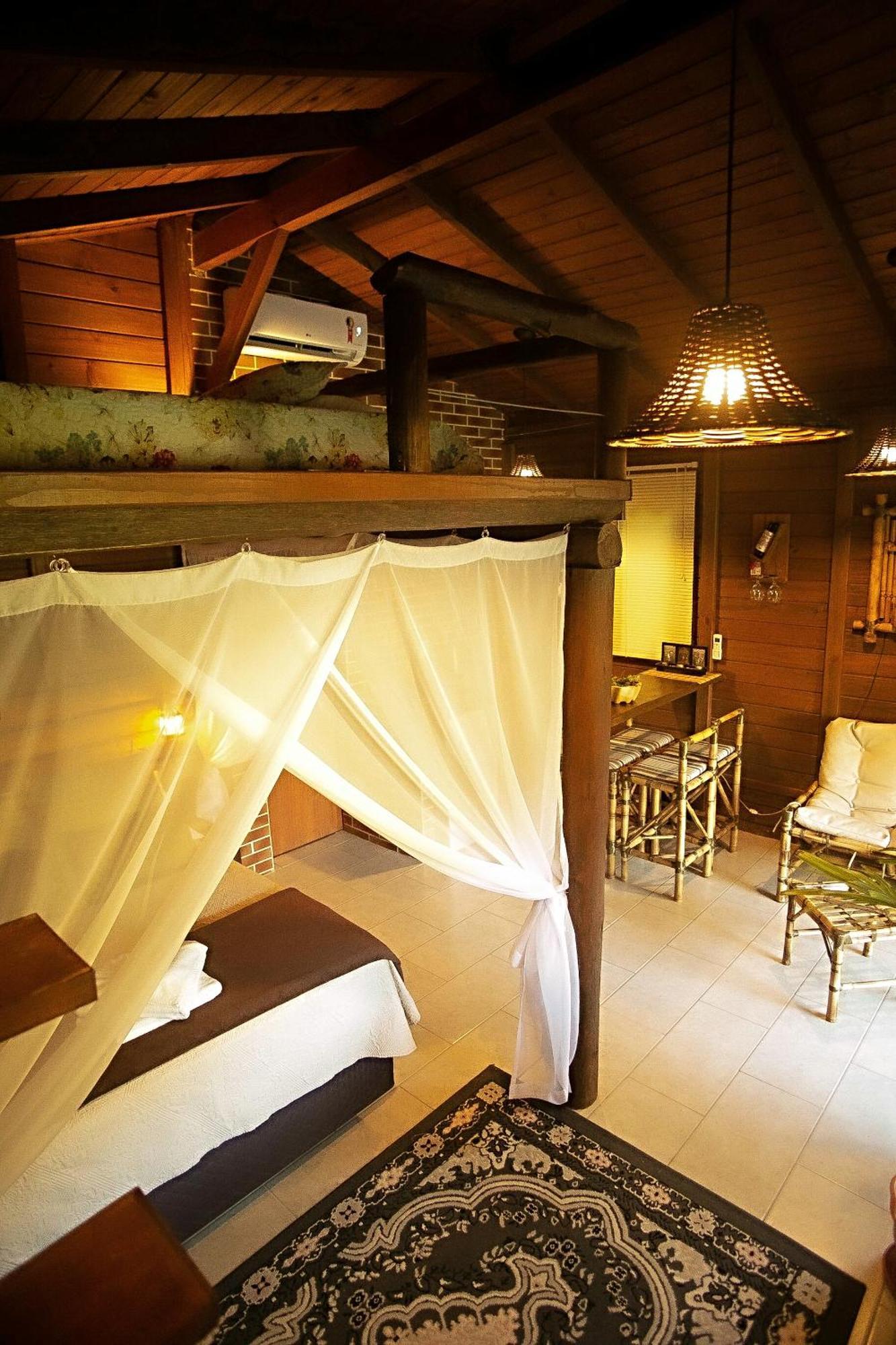 Hotel ॐ Rosa Astral ॐ Praia do Rosa Habitación foto